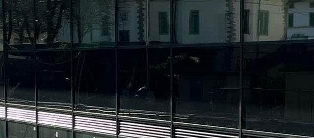 Soluzioni in vetro personalizzate - custom glass solutions